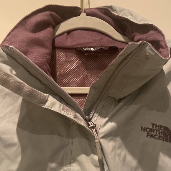 The North Face rain jacket - Picture 7 of 13